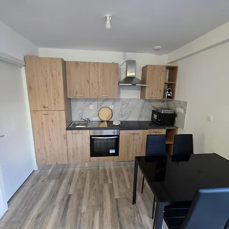 Comfort And Tranquility, Like At Angers Centre * Saint-Barthelemy-d'Anjou